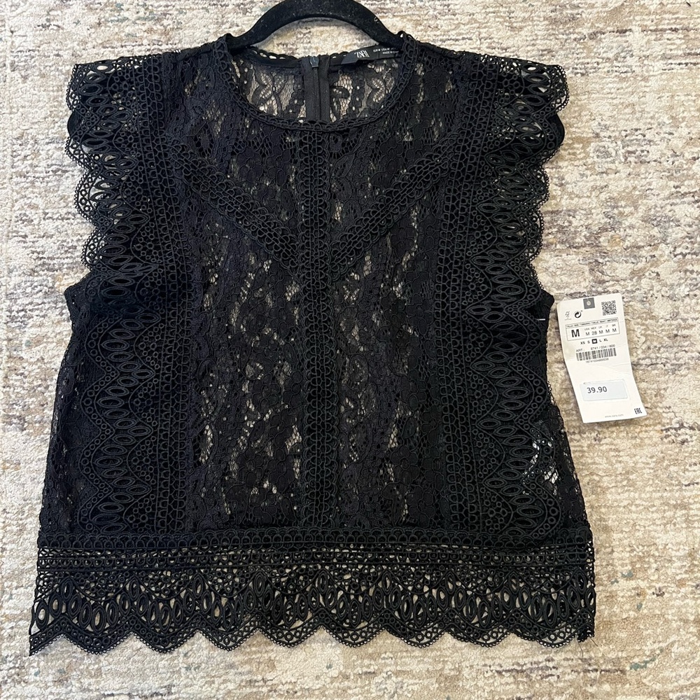 Zara Black Lace Guipure Crochet Sleeveless Top. Size M